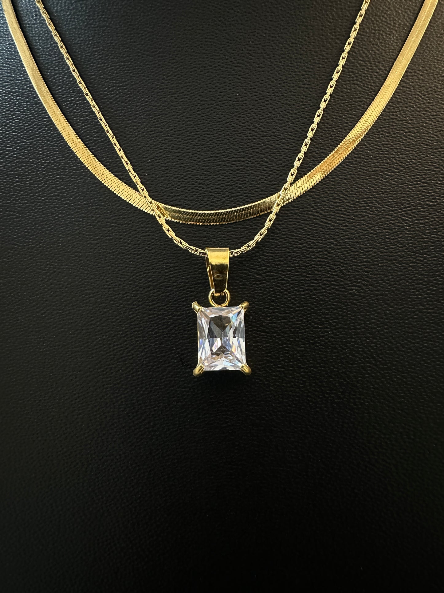 Moonpetal Necklace
