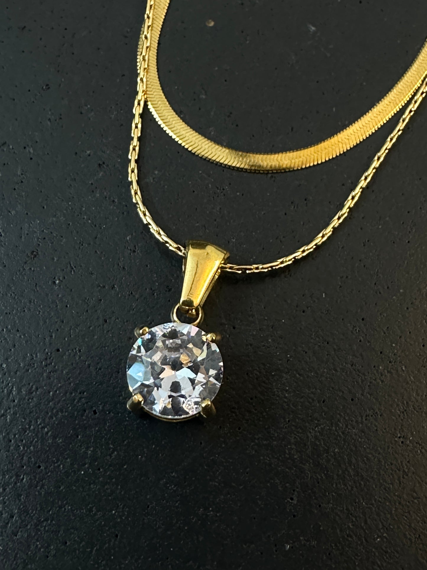 Moonpetal Necklace