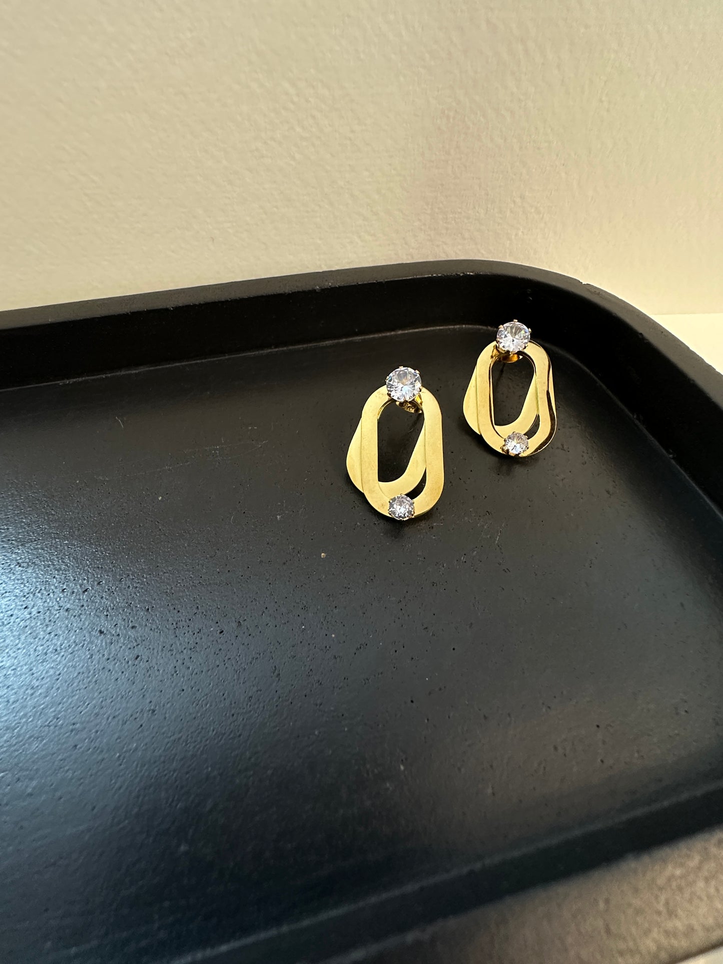 Crystal Giggles Earring