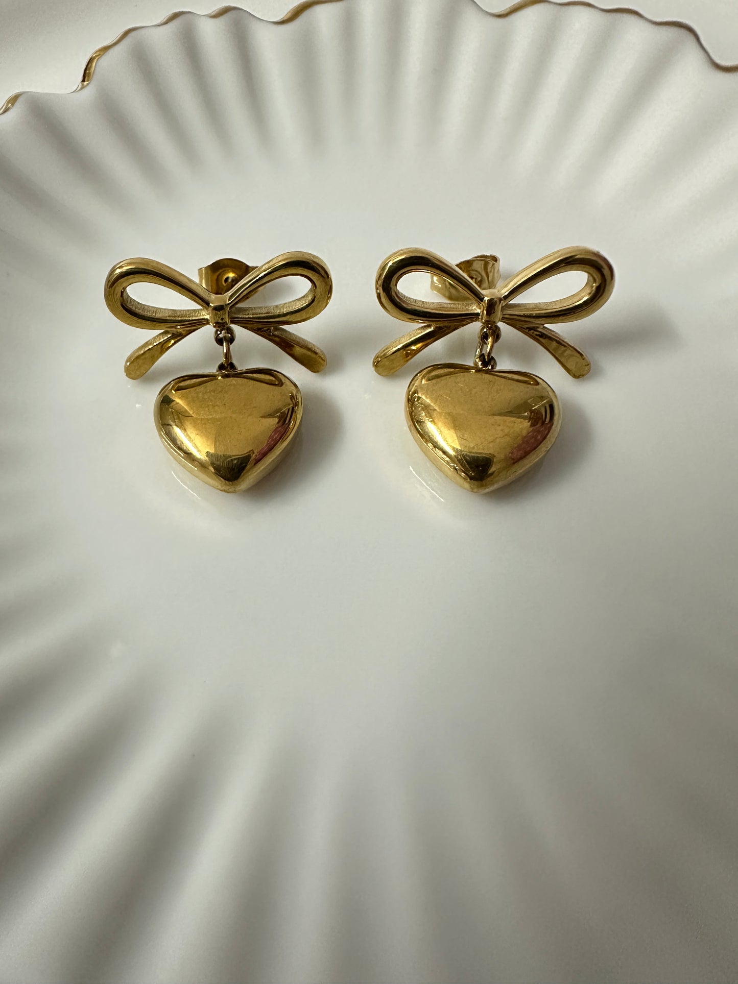 Heart Dual Tone Huggies