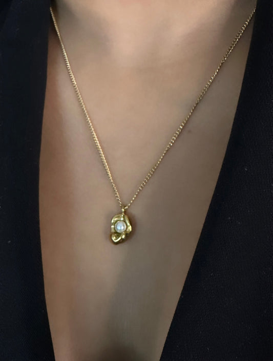 Tira Necklace