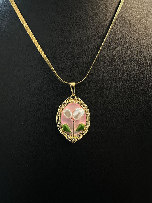 Alberia Necklace