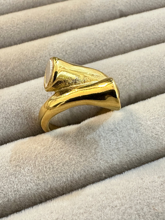 Teresa Ring