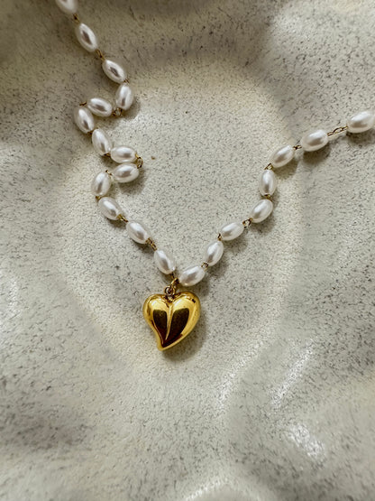 Milky Heart Necklace