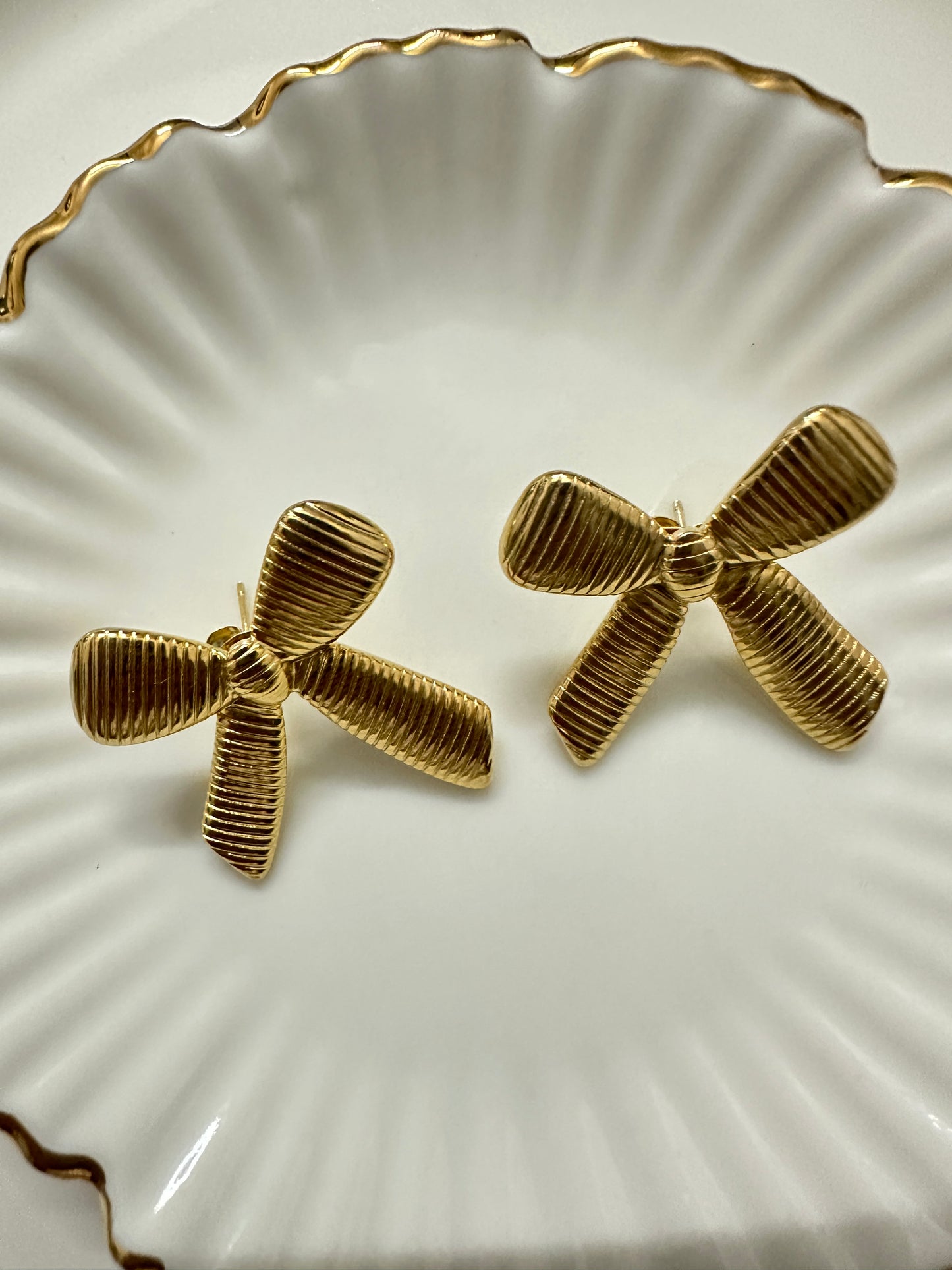 Apocalypse Ribbon Earrings
