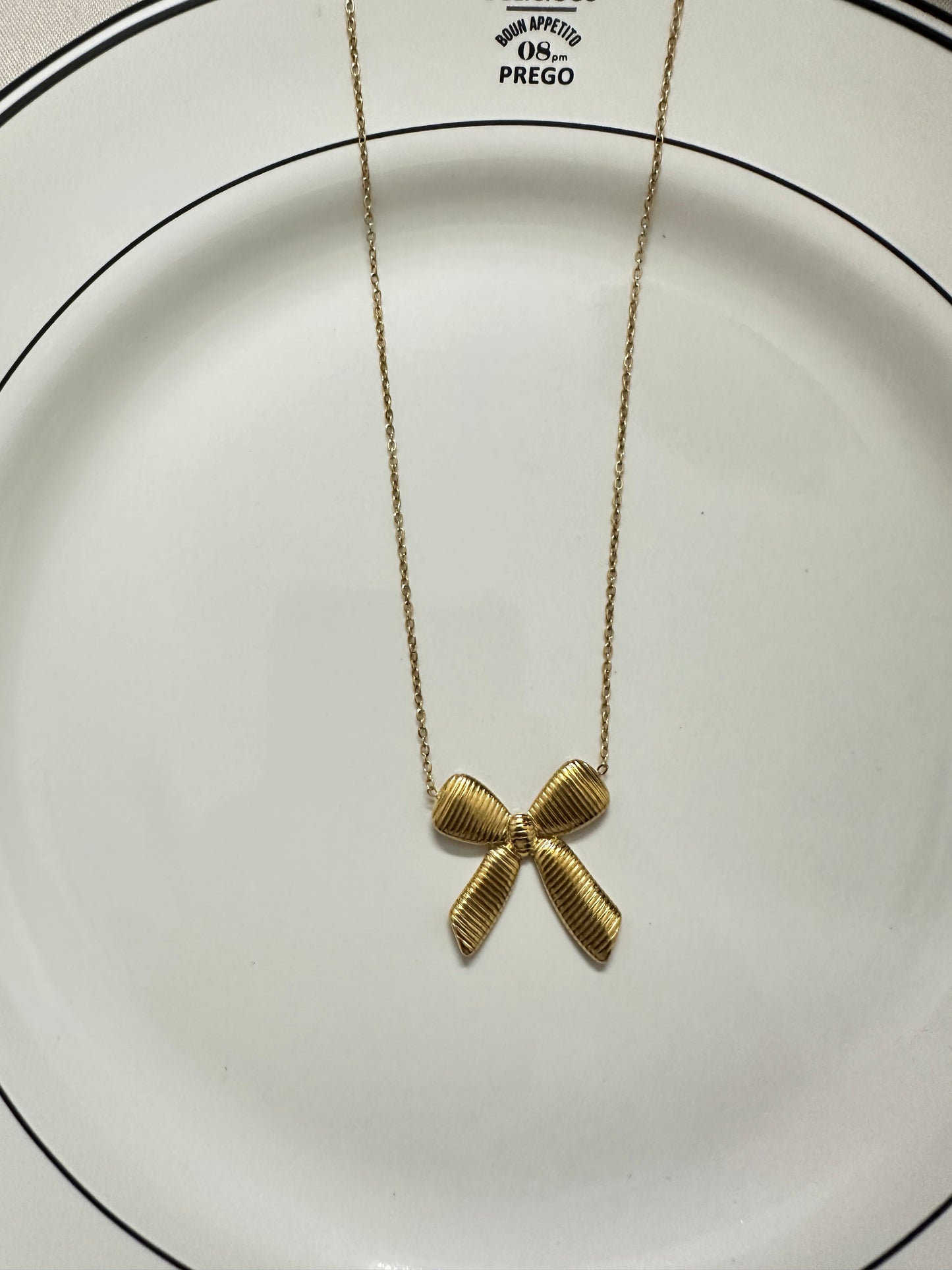 Ribbon On The Beach Necklace