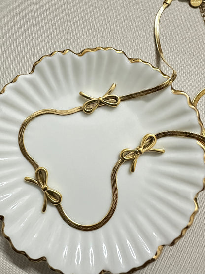 Cinnamon Girl Necklace