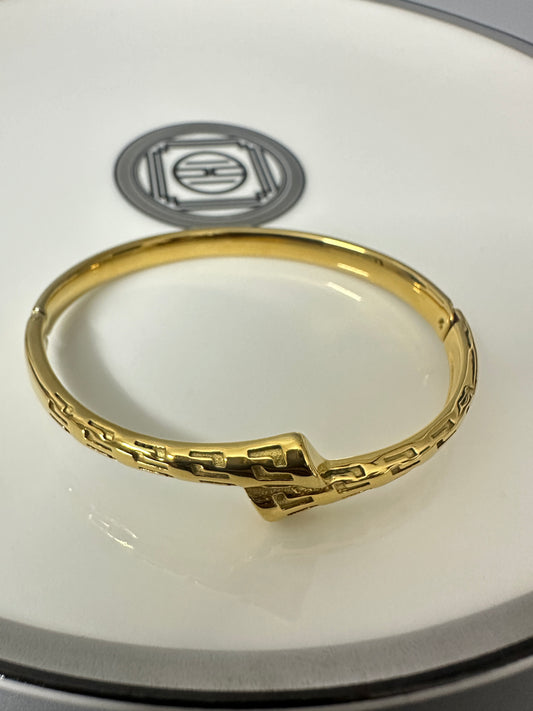 Irressistible Bracelet